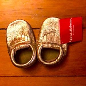 *NWT* Hanna Andersson Gold Moccasins